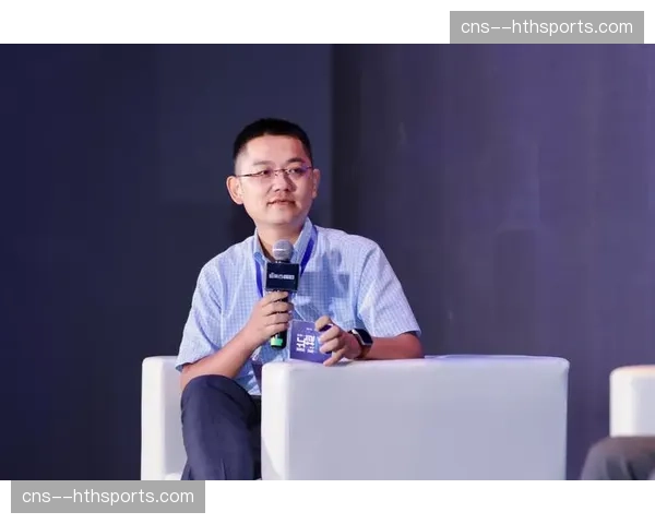 足球产业地缘政治经济学分析:国家资本与俱乐部身份认同 足球产业地缘政治经济学分析:国家资本与俱乐部身份认同